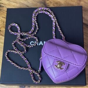 Chanel Purple Lilac Mini Heart Lambskin Necklace Bag Series 32 2021-22 Authentic